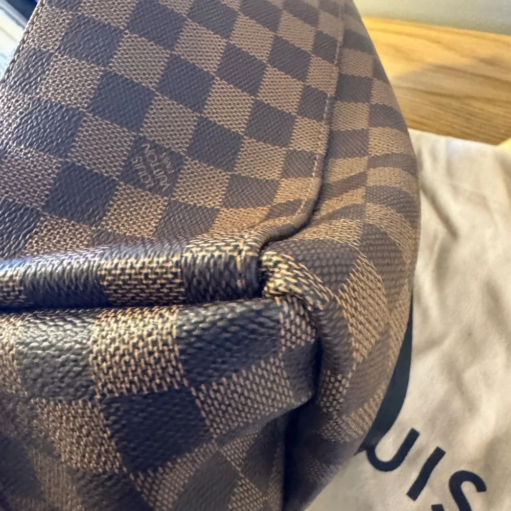 Authentic Louis Vuitton Odeon Tote MM in Damier Ebene - Picture 9 of 12